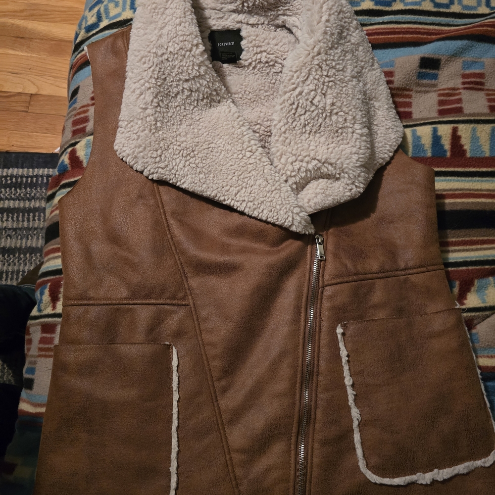 Women's Brown Sherpa-Lined Jacket